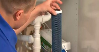 Установка угольных фильтров для воды и вытяжки от 3609 рублей в Ревде
